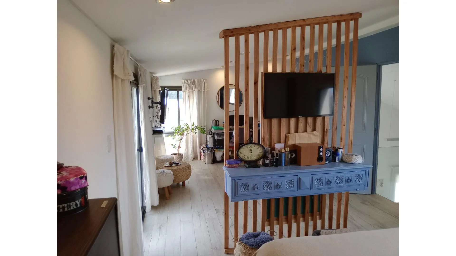 SE VENDE COMPLEJO UNICO 3 CASAS. 13.275M2. ¡ACEPTA PERMUTA!