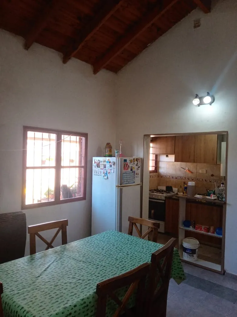 CASA 3 DORM LOS MANANTIALES GRANJA DE FUNES EXCELENTE ESQUINA