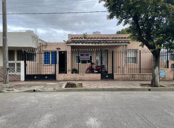 Casa · 129m² · 4 Ambientes · 1 Cochera