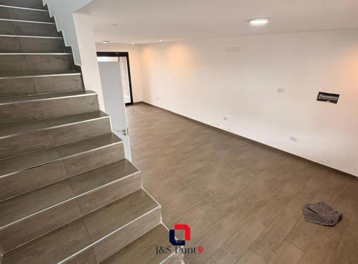 Casa · 118m² · 3 Ambientes · 2 Cocheras