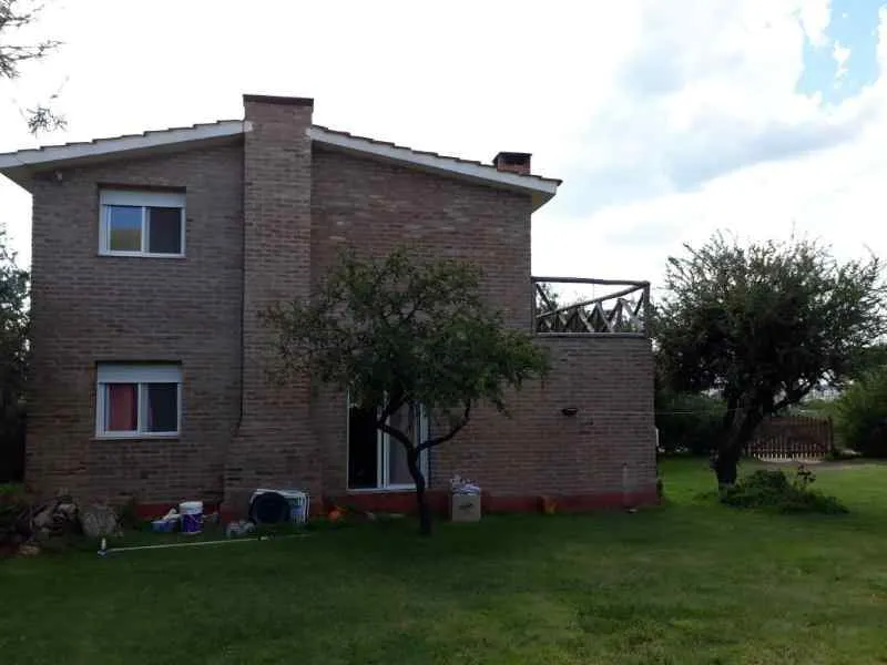 CAPILLA DEL MONTE  - CASA MAS CABAÑA