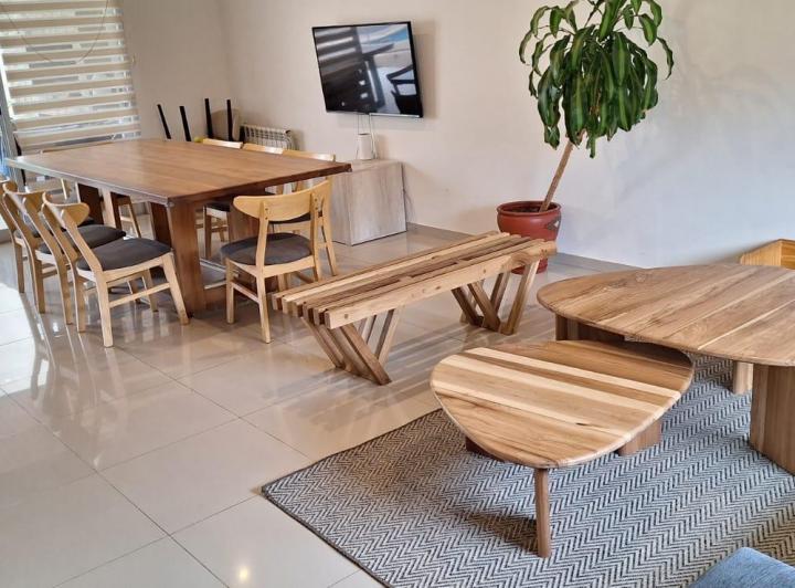 Casa · 180m² · 6 Ambientes · 2 Cocheras