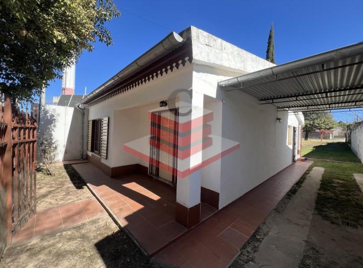 Casa · 76m² · 6 Ambientes · 1 Cochera