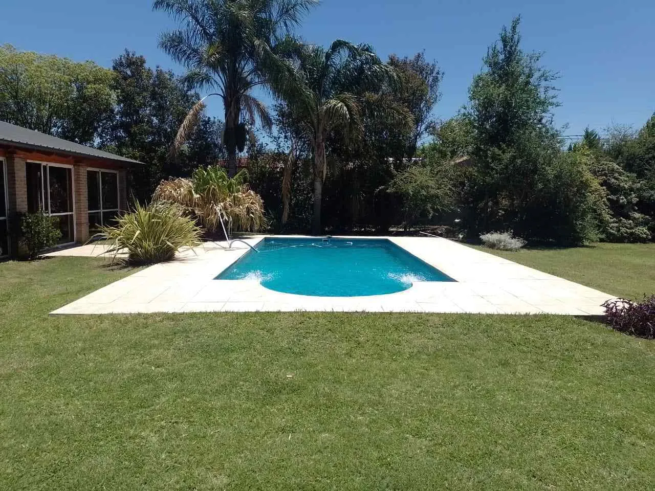 COUNTRY MUY SELECTO 1500 TERRENO 296 M/2 CUBIERTOS 3 DORM 4 BAÑOS 4 COCHES
