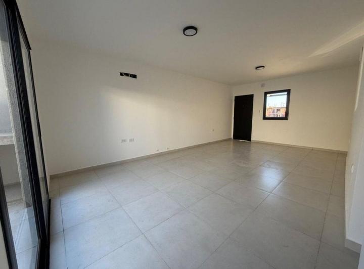 Casa · 55m² · 2 Ambientes · 1 Cochera