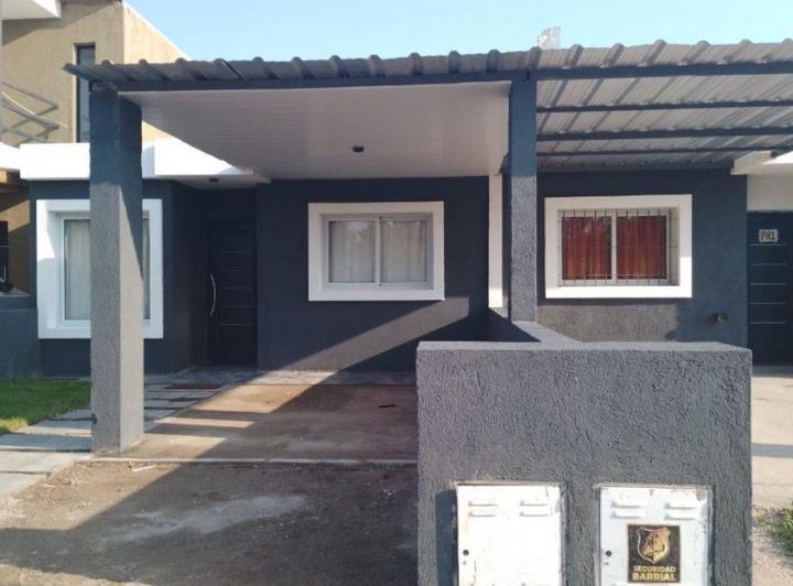 Casa · 85m² · 4 Ambientes · 1 Cochera