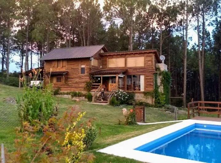 Casa · 150m² · 5 Ambientes · 1 Cochera
