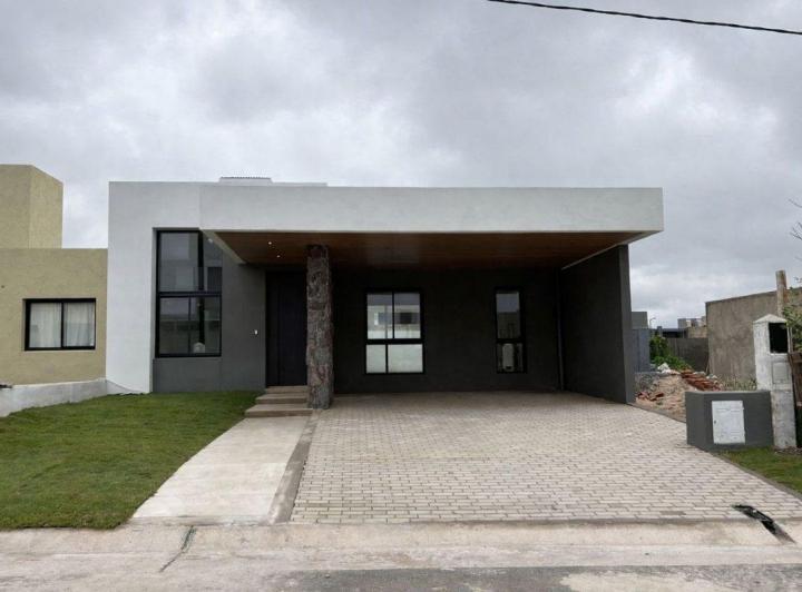 Casa · 150m² · 5 Ambientes