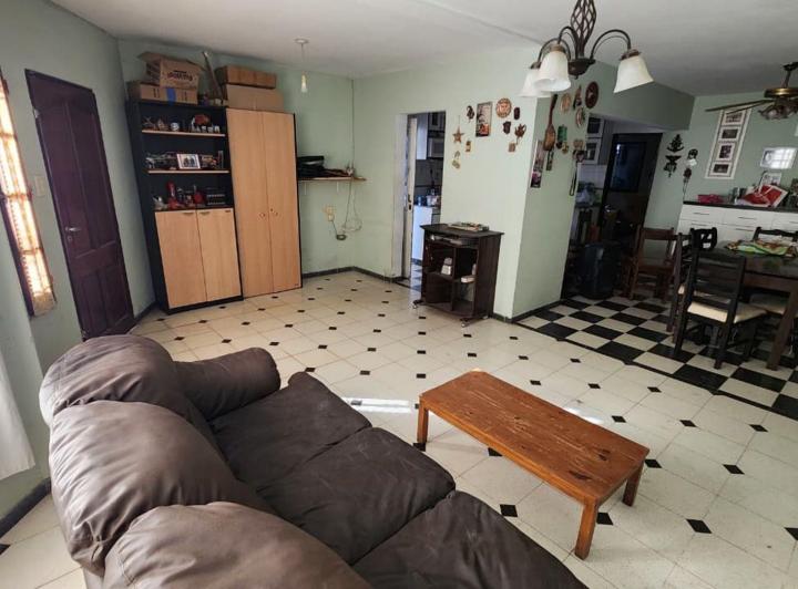 Casa · 118m² · 5 Ambientes · 1 Cochera