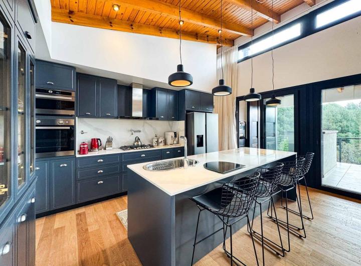 Casa · 329m² · 9 Ambientes
