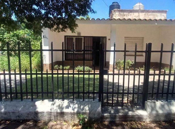 Casa · 172m² · 6 Ambientes · 1 Cochera