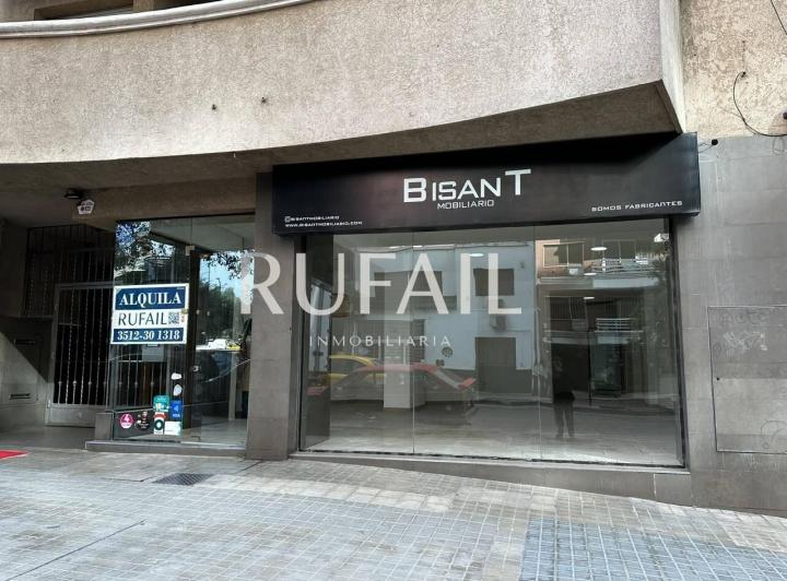Local comercial · 200m² · 4 Ambientes