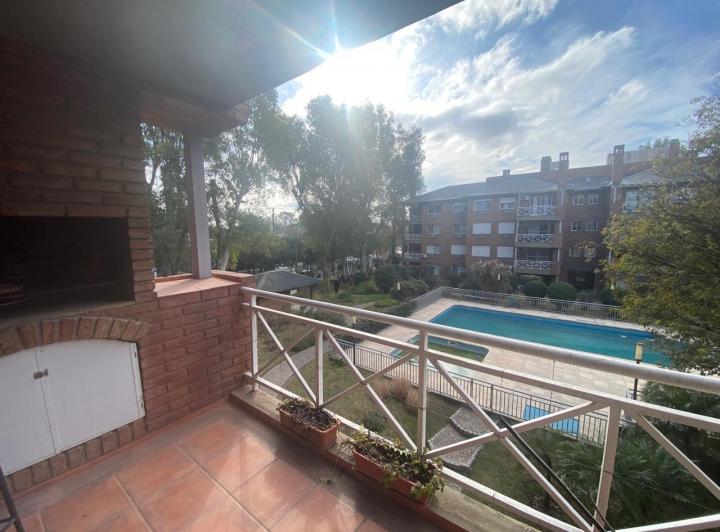 Departamento · 80m² · 4 Ambientes · 1 Cochera