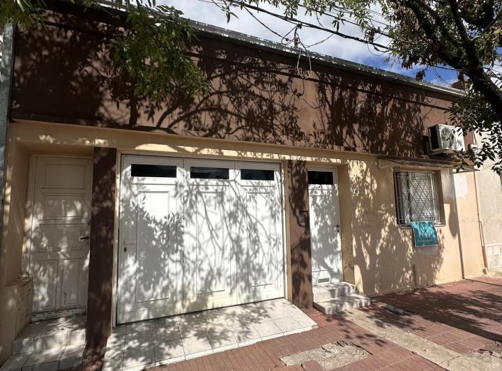 Casa · 362m² · 5 Ambientes · 1 Cochera