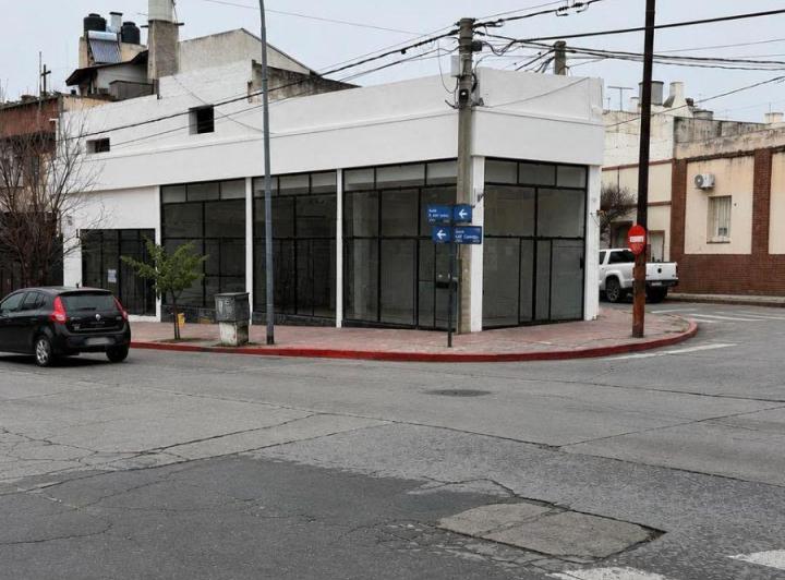 Local comercial · 100m² · 2 Ambientes
