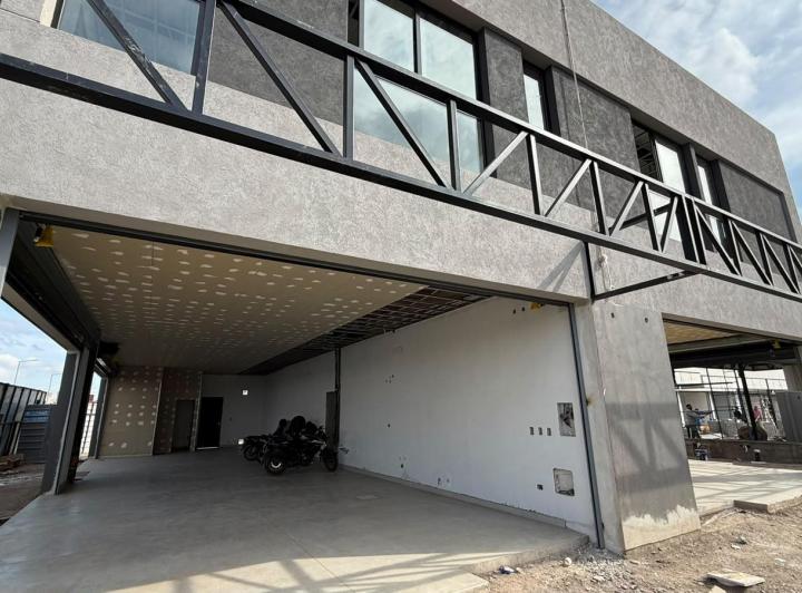 Local comercial · 120m²