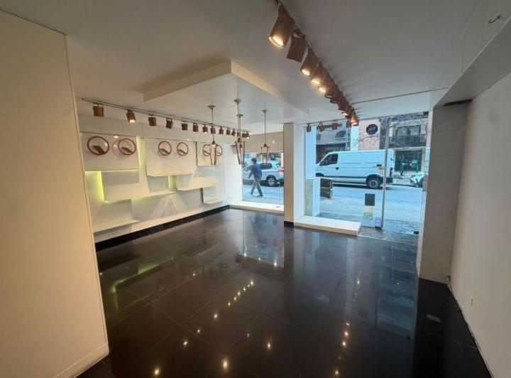 Local comercial · 120m² · 2 Ambientes