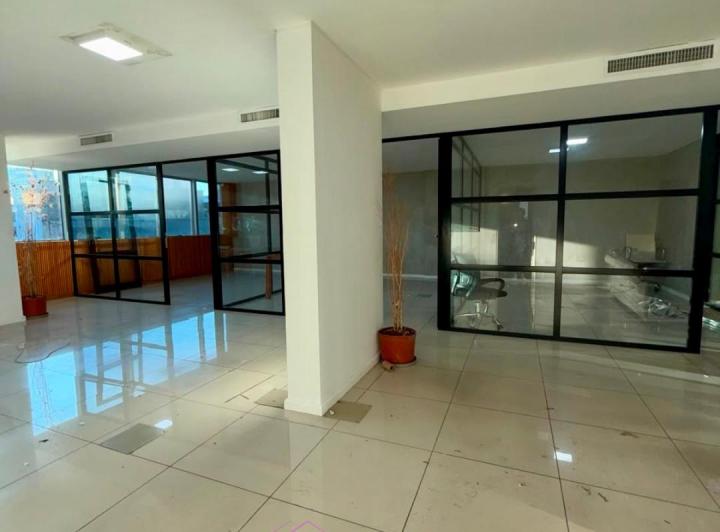 Oficina comercial · 126m² · 3 Ambientes