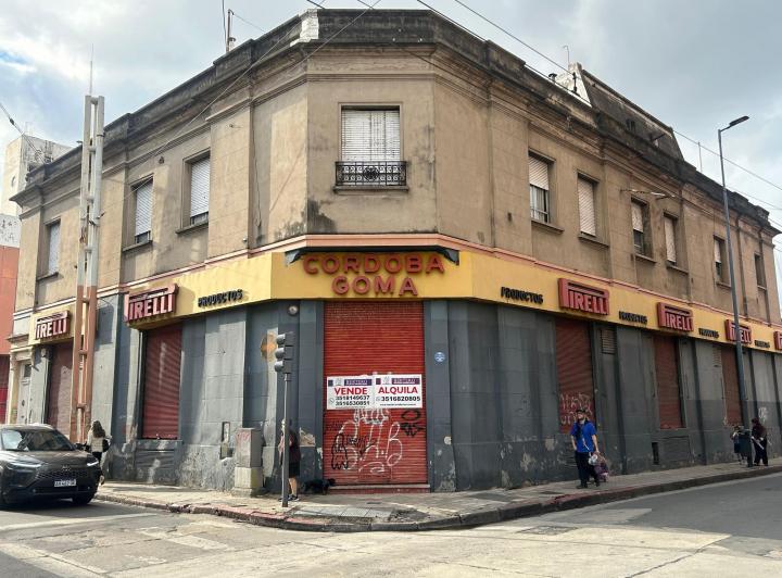 Local comercial · 800m² · 5 Ambientes