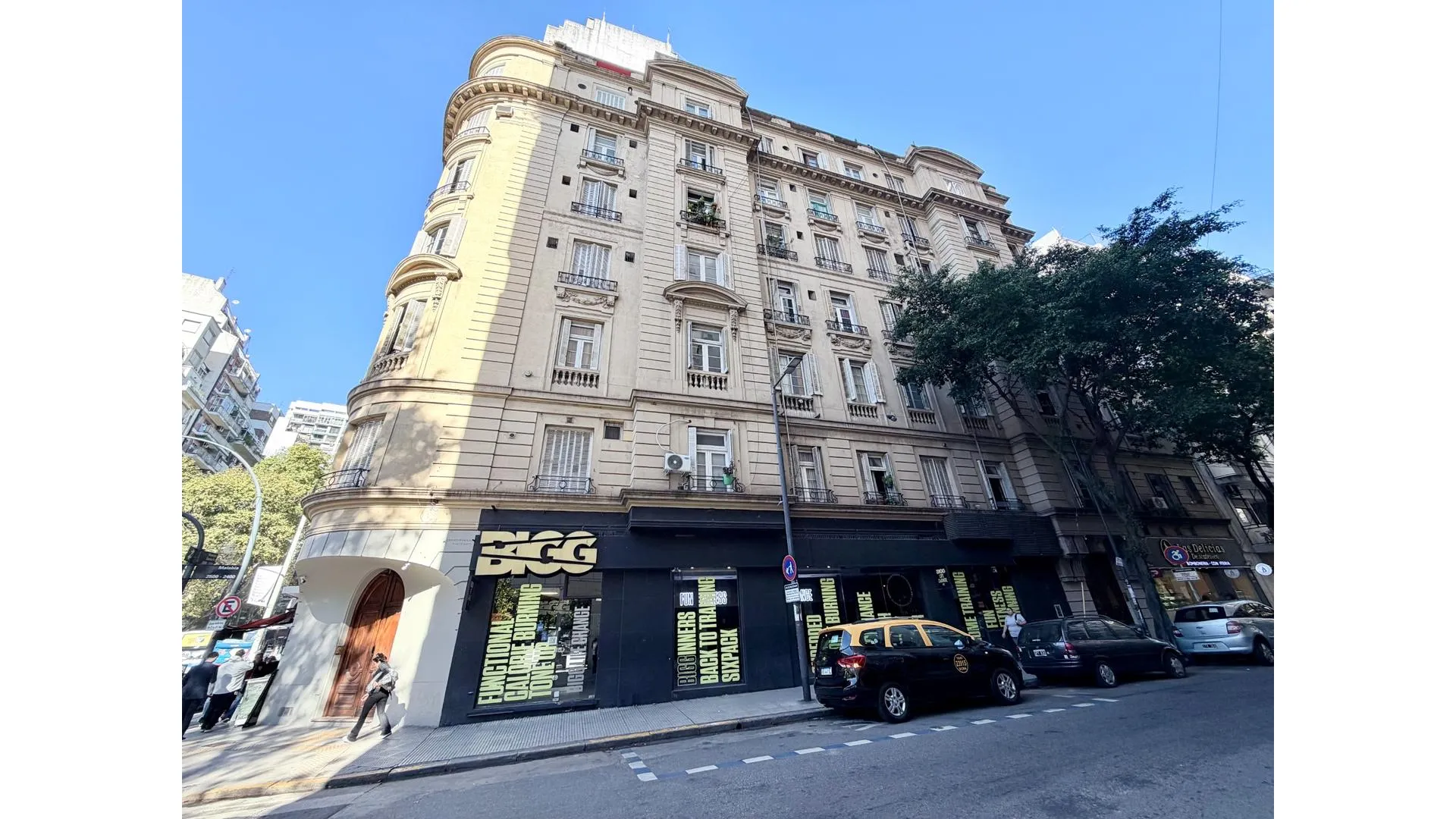 Departamento de estilo Botanico en venta