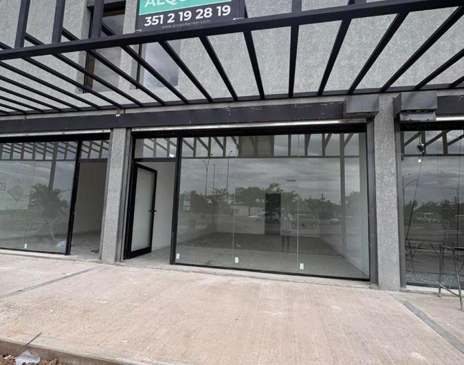 Local comercial · 50m² · 1 Cochera