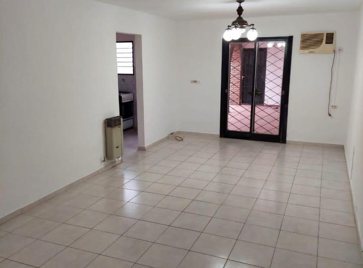Casa · 124m² · 7 Ambientes · 1 Cochera