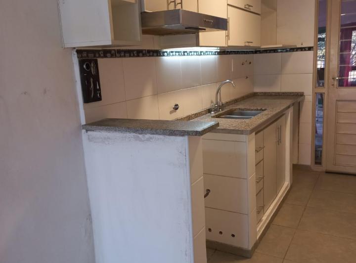 Casa · 80m² · 3 Ambientes · 1 Cochera