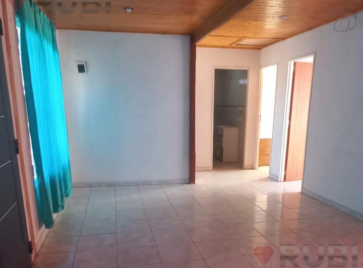 Casa · 70m² · 4 Ambientes · 2 Cocheras