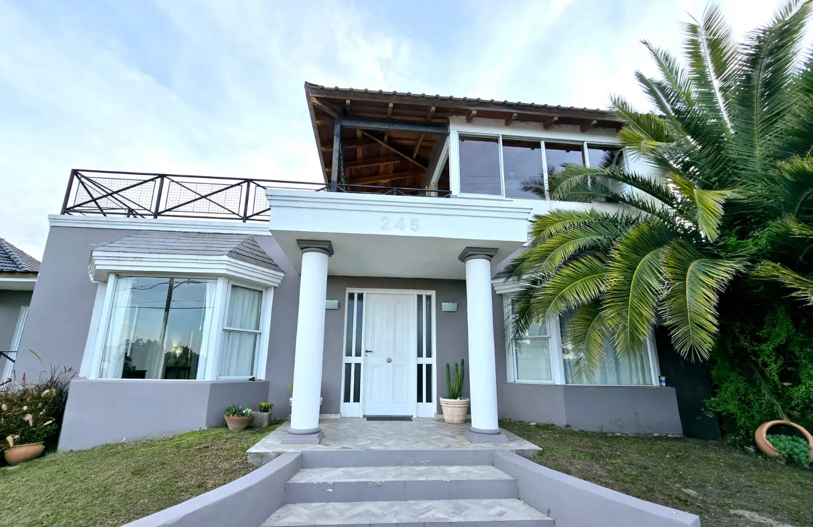 Casa Con Vista Al Lago En Carlos Paz