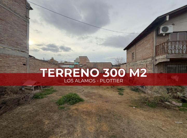 Terreno · 300m²