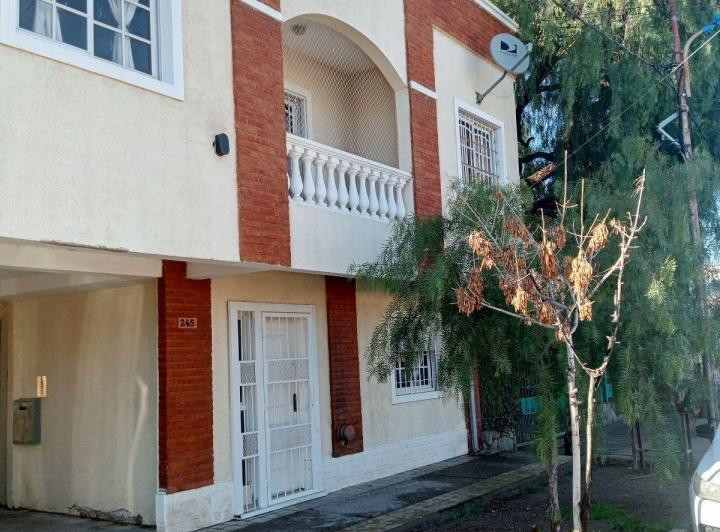 Departamento · 49m² · 3 Ambientes · 1 Cochera