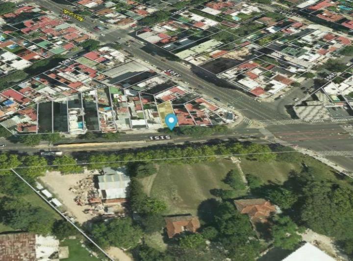 Terreno · 222m²