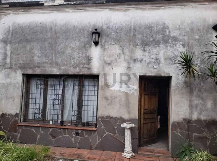 Terreno · 100m² · 4 Ambientes · 1 Cochera