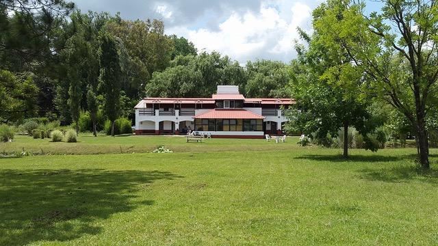 Terreno · 500m² · 8 Ambientes