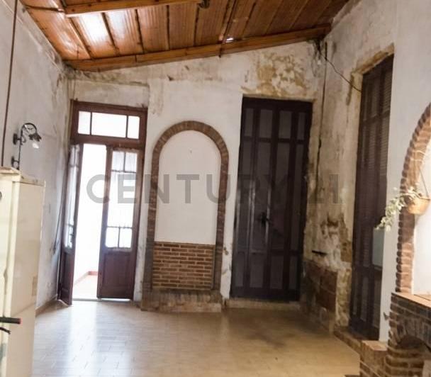 Terreno · 211m² · 13 Ambientes