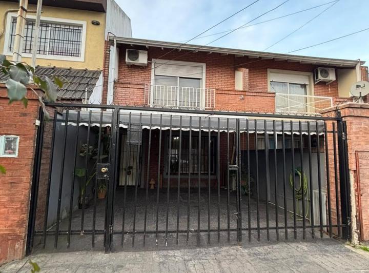 PH · 97m² · 4 Ambientes · 1 Cochera