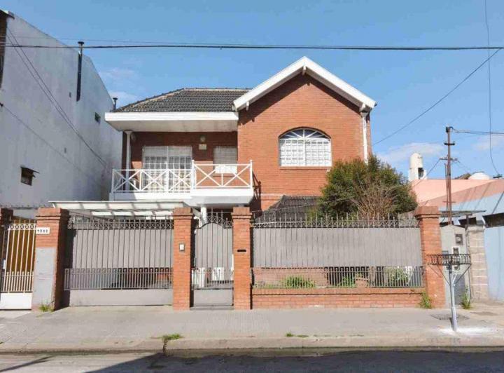 PH · 149m² · 4 Ambientes · 1 Cochera