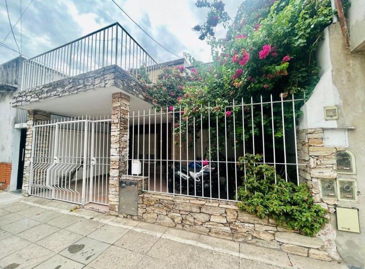 PH · 102m² · 4 Ambientes · 1 Cochera