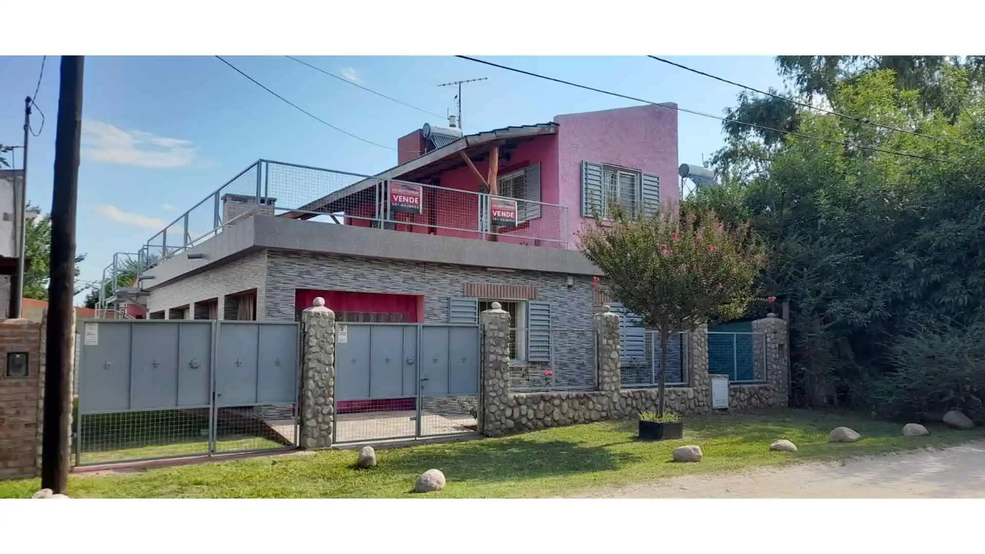 2 casas en impecable estado se venden en Nono