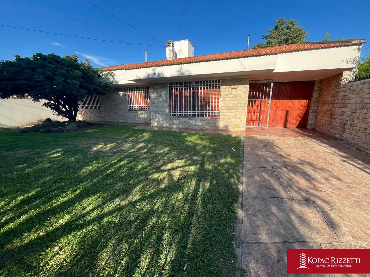 ARGUELLO (JUAN NEPPER 6651) - VENTA CASA 3 DORMITORIOS