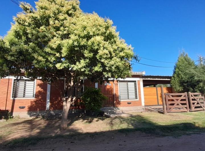 Casa · 180m² · 9 Ambientes · 2 Cocheras