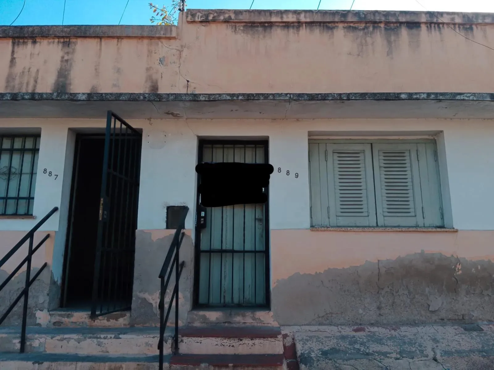 Vendo casa a refaccionar.B Alto Alberdi.