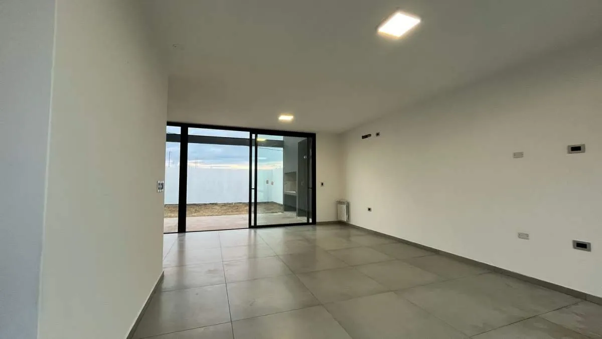 Vendo casa c2 dorm.B Urbanización Docta.