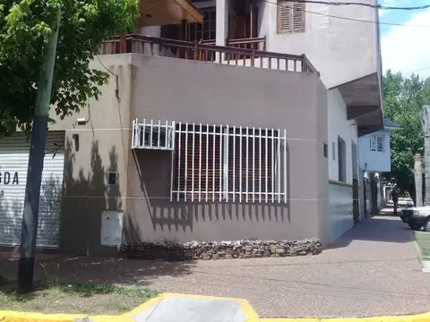 PH en Venta en Caseros, Partido de Tres de Febrero