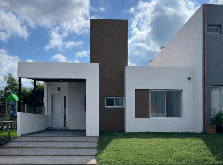 Casa · 125m² · 2 Dormitorios · 1 Cochera