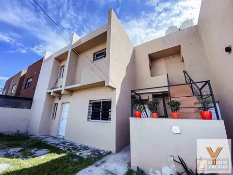 PH en Venta en Los Hornos, La Plata