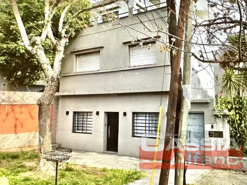 PH en Venta en Remedios de Escalada, Partido de Lanús