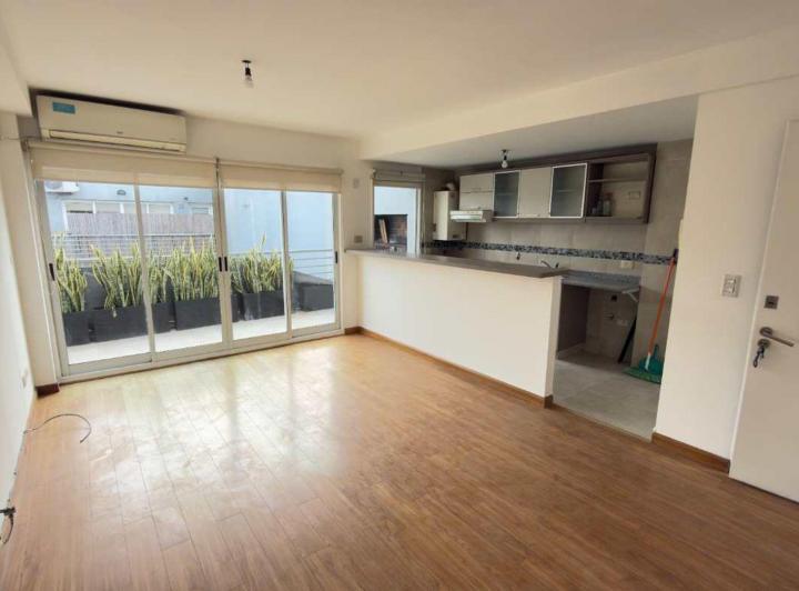 Departamento · 43m² · 2 Ambientes · 1 Cochera