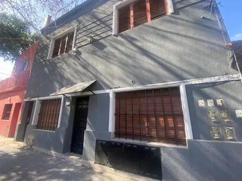 PH en Venta en Caseros, Partido de Tres de Febrero