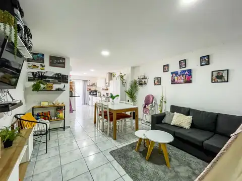 PH en Venta en Los Hornos, La Plata